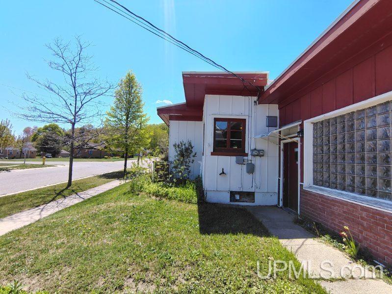415 Birch Street Munising, MI 49862 - Photo 43 of 62
