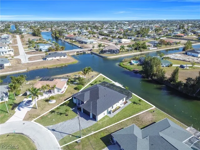 $975,000 | 2221 Southwest 5th Place, Cape Coral, FL 33991