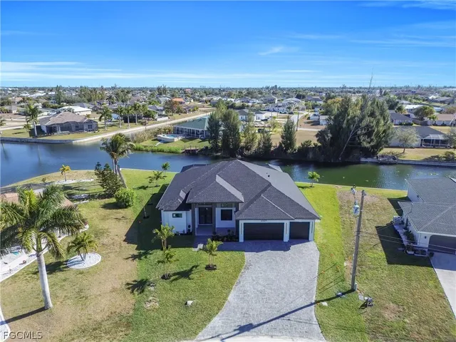 $975,000 | 2221 Southwest 5th Place, Cape Coral, FL 33991
