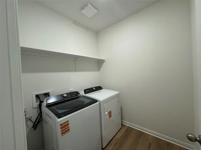 $2,000 | 121 Tektite Terrace, Kyle, TX 78640