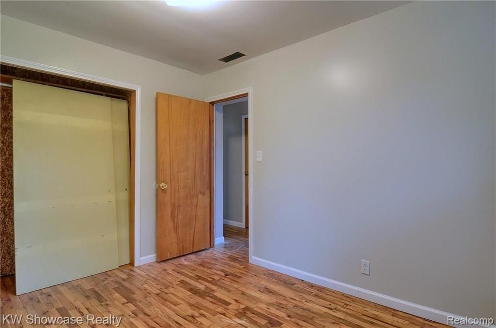 1630 School Road Rochester Hills, MI 48307 - Photo 15 of 26
