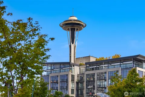 $410,000 | 2600 2nd Avenue, Unit 302, Seattle, WA 98121