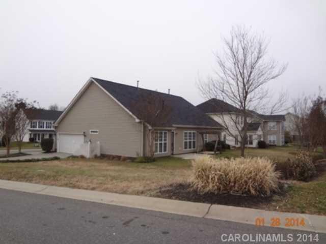 5526 Alexandrite Way Fort Mill, SC 29708 - Photo 3 of 9