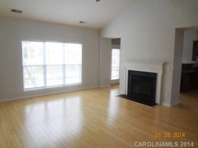 5526 Alexandrite Way Fort Mill, SC 29708 - Photo 4 of 9