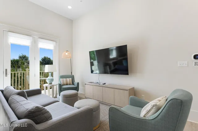 $429,000 | 315 Main Street, Unit I, Bay St. Louis, MS 39520