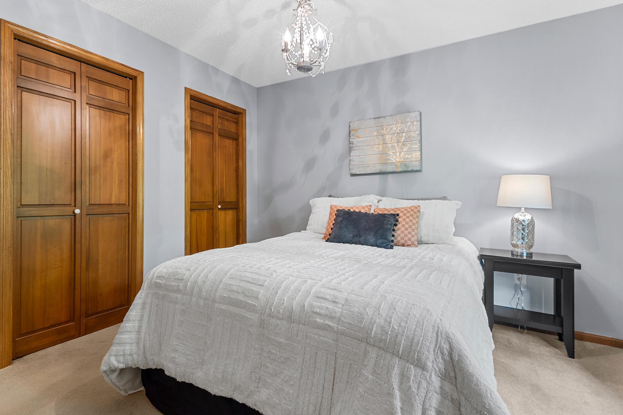 685 Stonewood Road Eagan, MN 55123 - Photo 34 of 44 Gallery Image 34