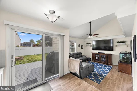 $400,000 | 1905 South Woodmill Drive, Wilmington, DE 19808