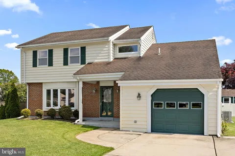 $400,000 | 1905 South Woodmill Drive, Wilmington, DE 19808