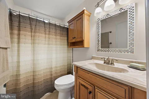$400,000 | 1905 South Woodmill Drive, Wilmington, DE 19808