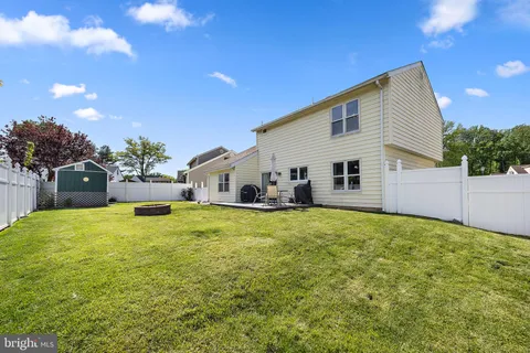 $400,000 | 1905 South Woodmill Drive, Wilmington, DE 19808