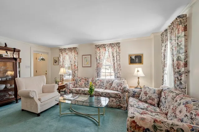 $779,000 | 30 Canterbury Street, Andover, MA 01810