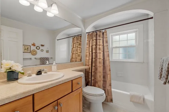 $779,000 | 30 Canterbury Street, Andover, MA 01810