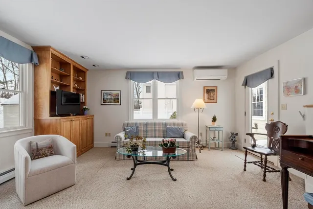 $779,000 | 30 Canterbury Street, Andover, MA 01810