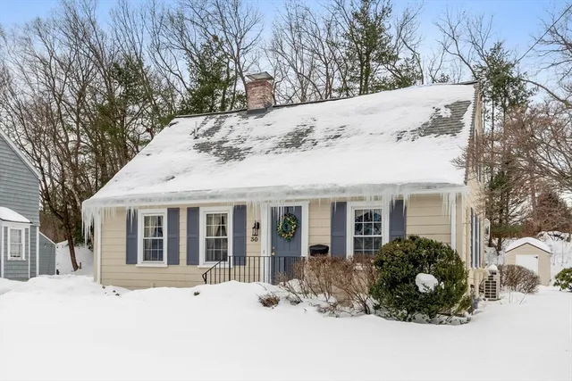 $779,000 | 30 Canterbury Street, Andover, MA 01810