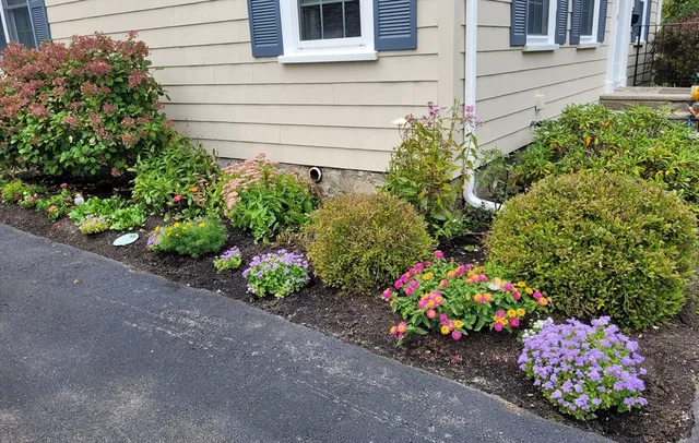 $779,000 | 30 Canterbury Street, Andover, MA 01810