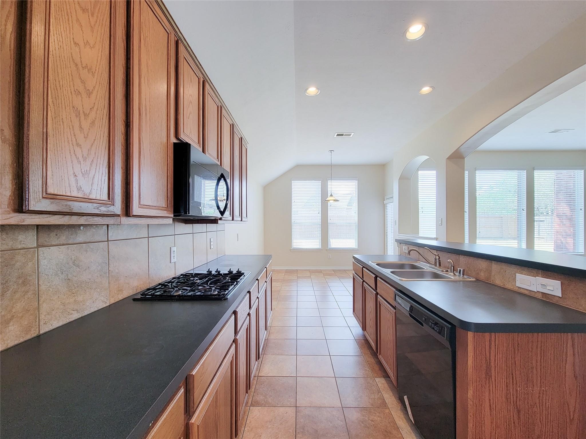 25219 Piney Heights Lane Spring, TX 77389 - Photo 8 of 41