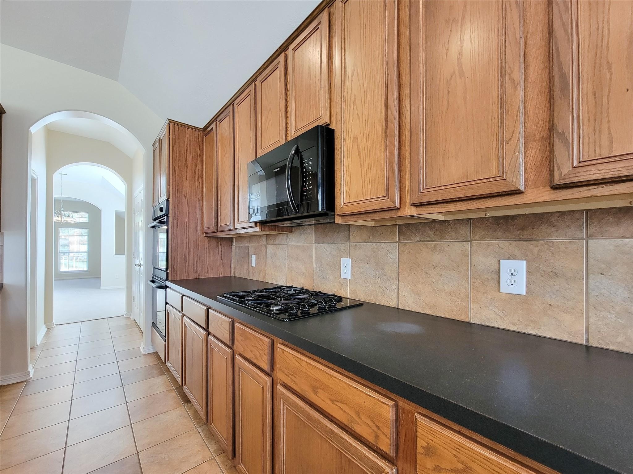 25219 Piney Heights Lane Spring, TX 77389 - Photo 10 of 37