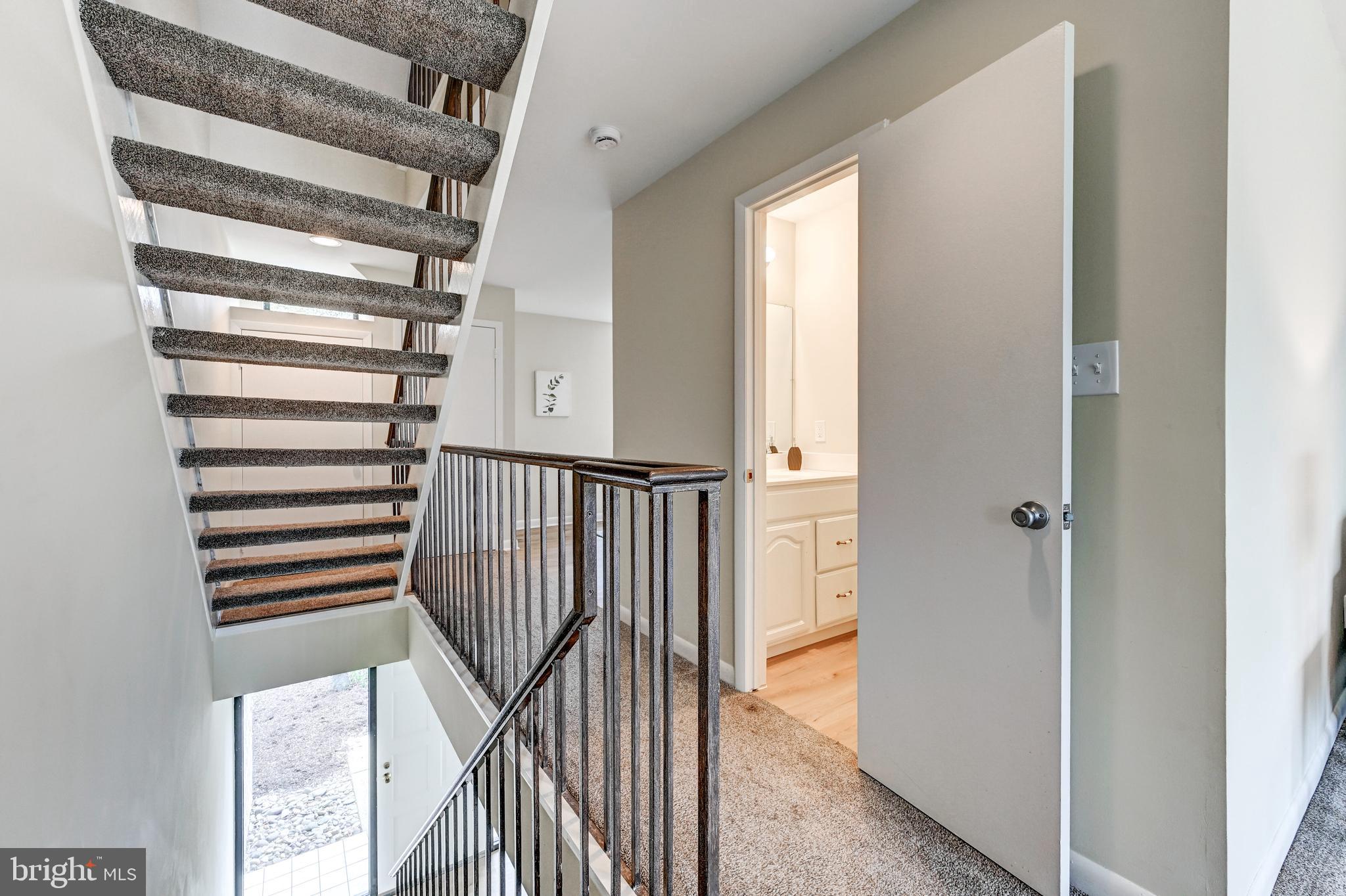 5554 Vantage Point Road Columbia, MD 21044 - Photo 9 of 46 Gallery Image 9