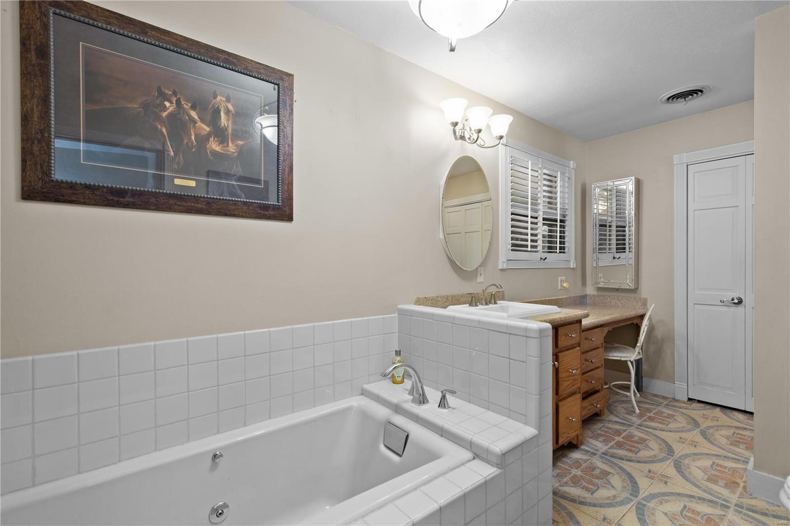 26501 Lockhaven Hill Godfrey, IL 62035 - Photo 24 of 55