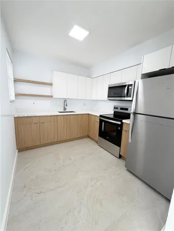 $1,990 | 5990 Northeast 4th Court, Unit 3, Miami, FL 33137