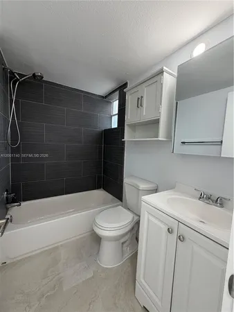 $1,990 | 5990 Northeast 4th Court, Unit 3, Miami, FL 33137