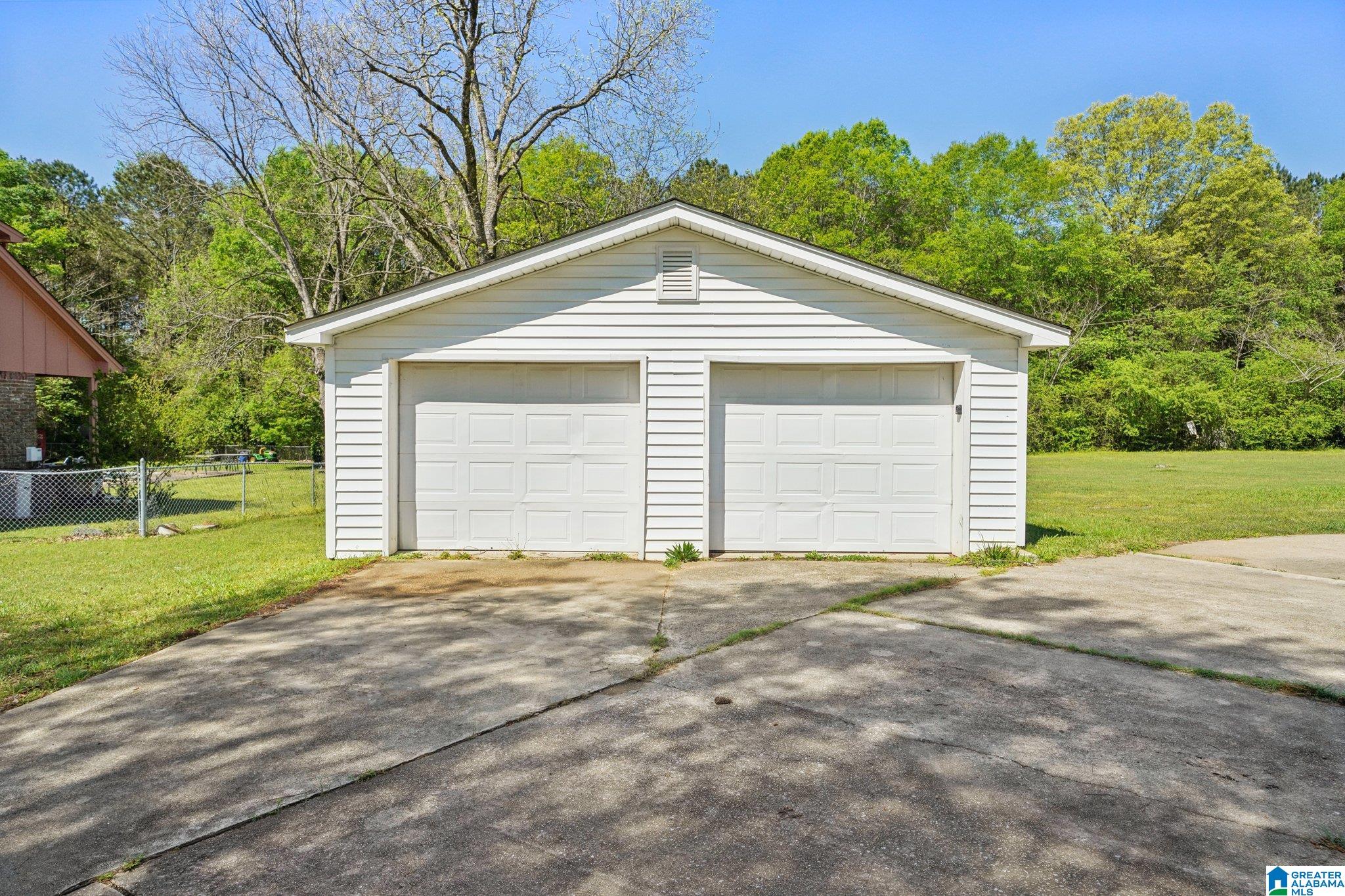 6032 Gwin Circle Bessemer, AL 35023 - Photo 4 of 48