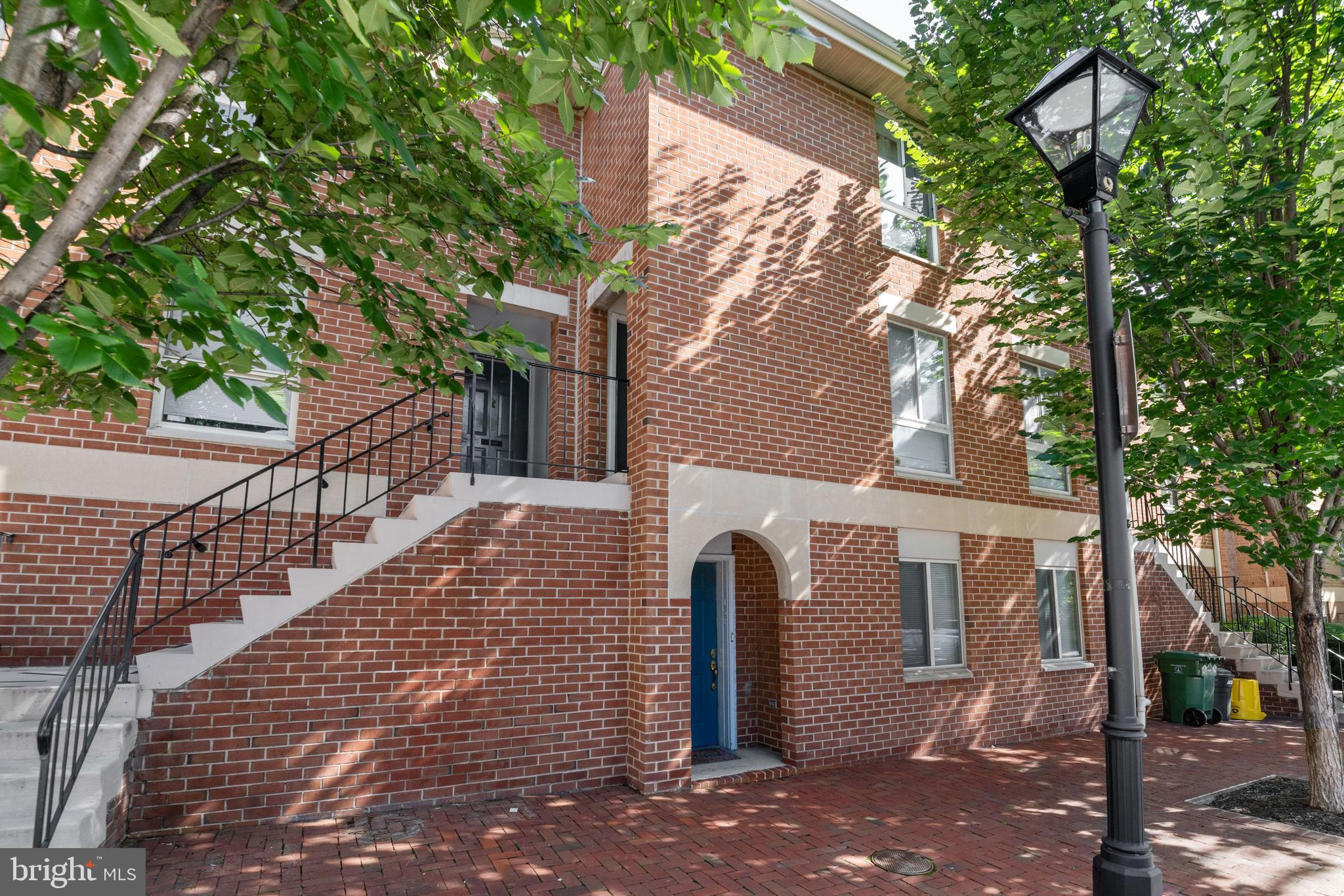 162 West Barre Street, Unit R21 Baltimore, MD 21201 - Photo 1 of 29 Welcome home to 162 W. Barre Street