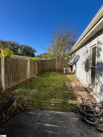 $139,900 | 3706 East North Street, Unit L3, Greenville, SC 29615