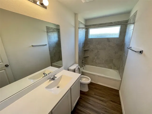 $1,850 | 107 Sophora Drive, Hutto, TX 78634