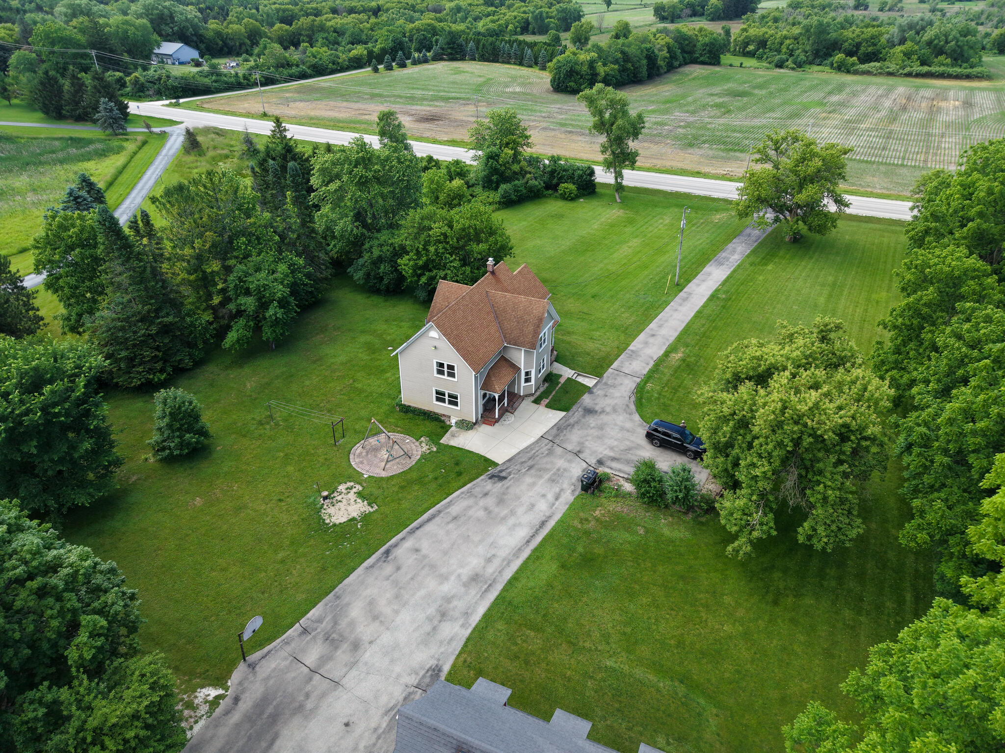 19272 West Coffee Road New Berlin, WI 53146 - Photo 45 of 49 Exterior