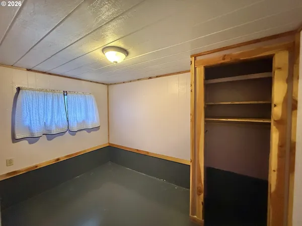 $299,000 | 455 3rd Street, Long Creek, OR 97856