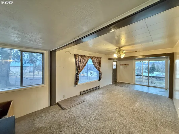 $299,000 | 455 3rd Street, Long Creek, OR 97856