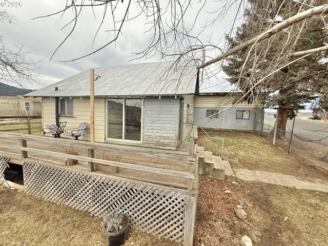 $299,000 | 455 3rd Street, Long Creek, OR 97856