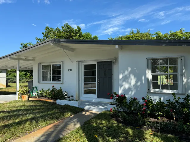 $2,950 | 1611 Northeast 46th Street, Pompano Beach, FL 33064