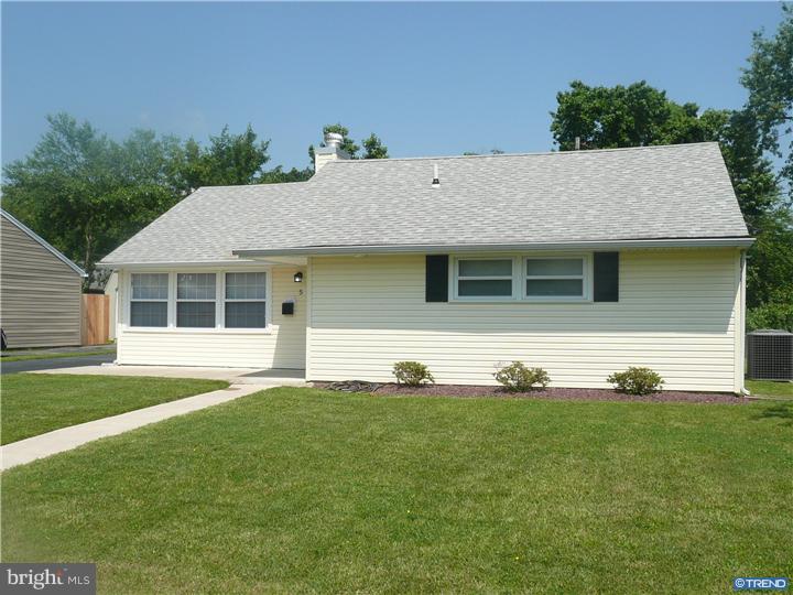 5 Gainor Road New Castle, DE 19720 - Photo 2 of 15 Gallery Image 2