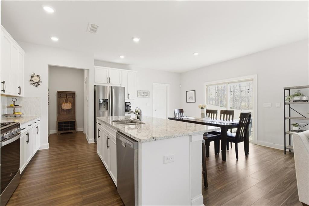 511 Payne Road Woodstock, GA 30188 - Photo 4 of 45