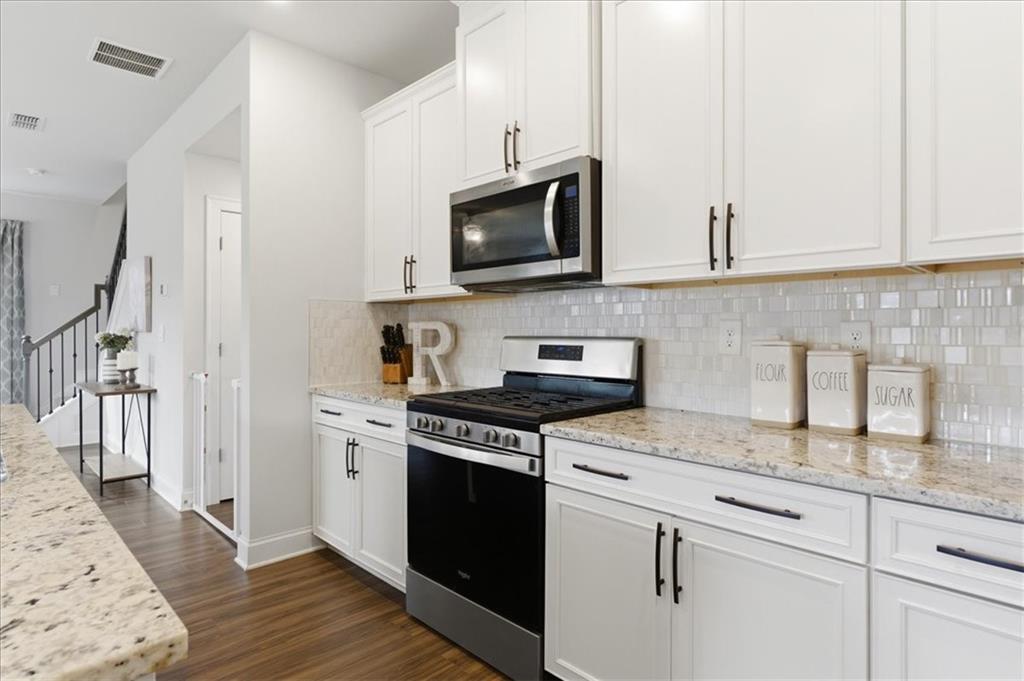 511 Payne Road Woodstock, GA 30188 - Photo 5 of 45