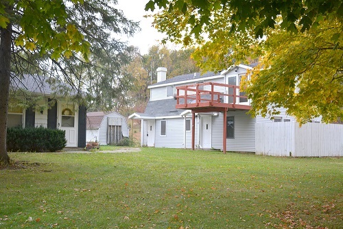 7190 North Roanoke Road, Unit 8 Huntington, IN 46750 - Photo 3 of 4 Gallery Image 3