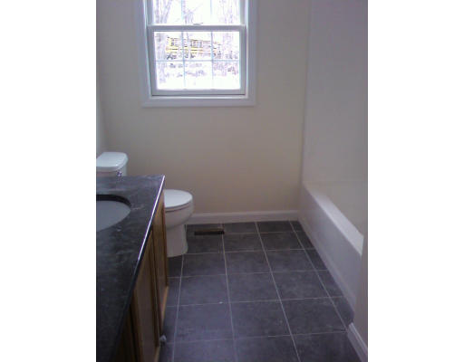 5 Grandview Road Billerica, MA 01821 - Photo 17 of 18