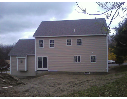 5 Grandview Road Billerica, MA 01821 - Photo 3 of 18