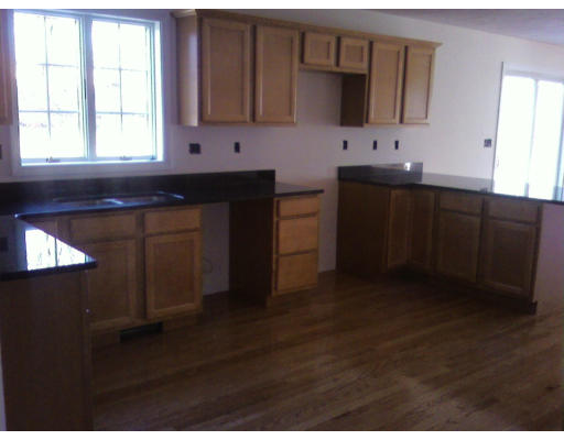 5 Grandview Road Billerica, MA 01821 - Photo 10 of 18