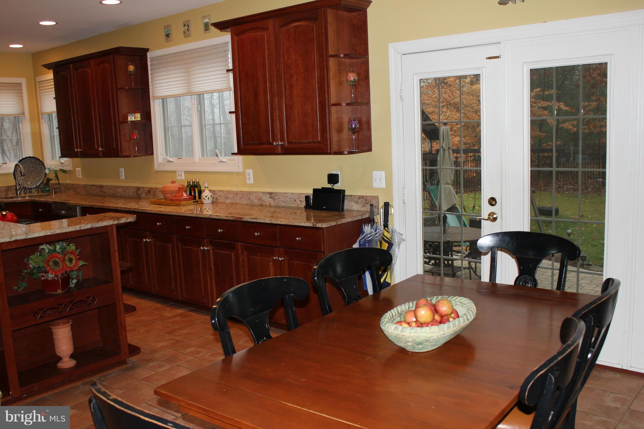 542 Coover Road Annapolis, MD 21401 - Photo 10 of 20 Kitchen