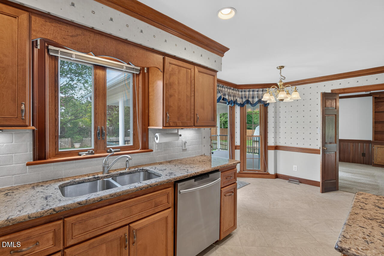 6125 Iris Drive Raleigh, NC 27612 - Photo 25 of 50 26