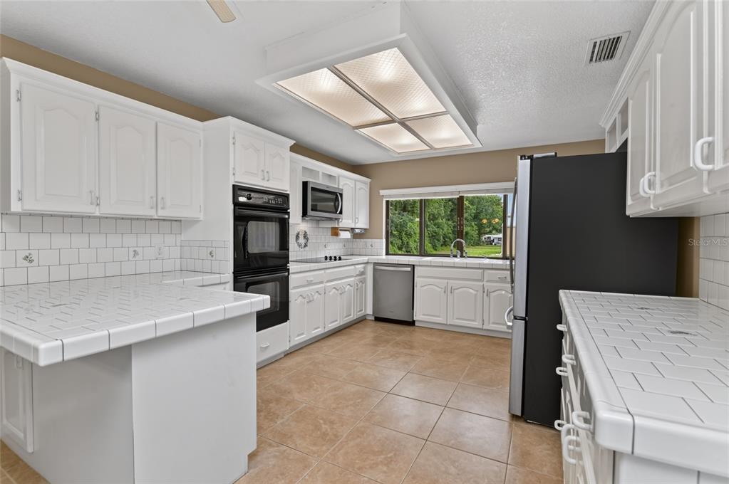 815 Lake Ned Road Winter Haven, FL 33884 - Photo 10 of 39
