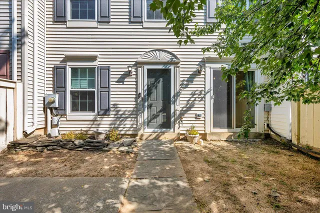 $2,650 | 161 Heathfield Drive, Frederick, MD 21702