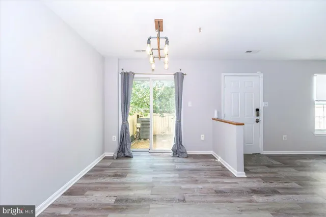 $2,650 | 161 Heathfield Drive, Frederick, MD 21702