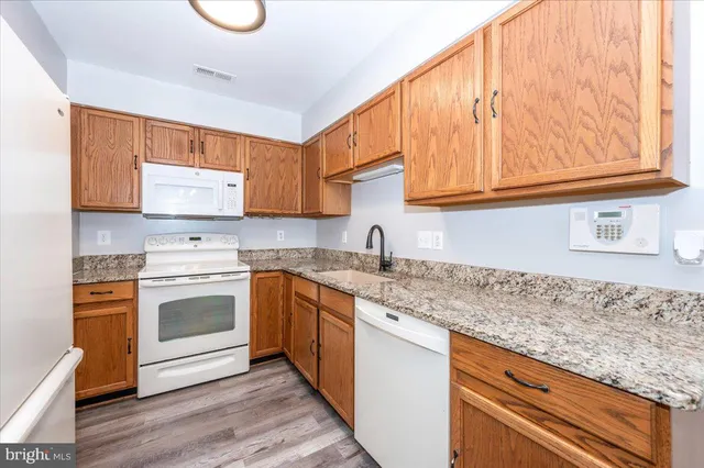 $2,650 | 161 Heathfield Drive, Frederick, MD 21702