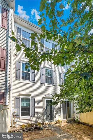 $2,650 | 161 Heathfield Drive, Frederick, MD 21702