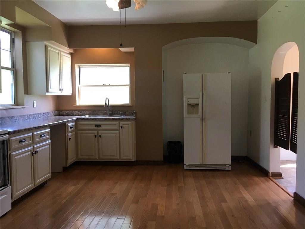 252 Simpson Road Greensburg, PA 15601 - Photo 2 of 25 Gallery Image 2