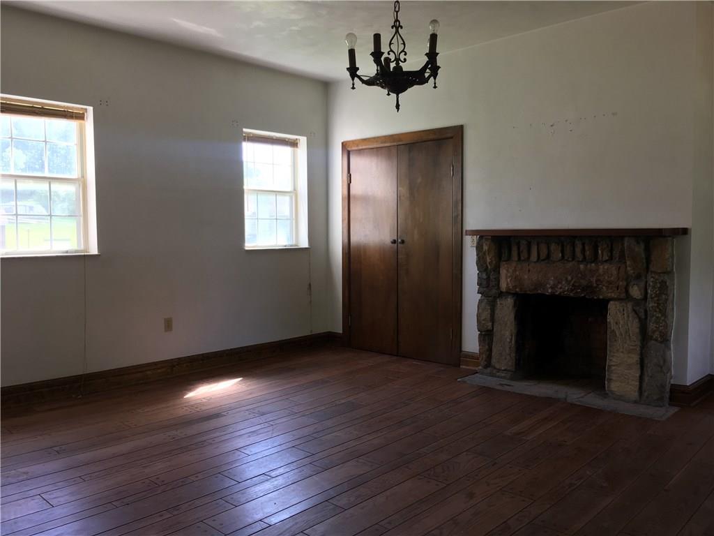 252 Simpson Road Greensburg, PA 15601 - Photo 3 of 25 Gallery Image 3